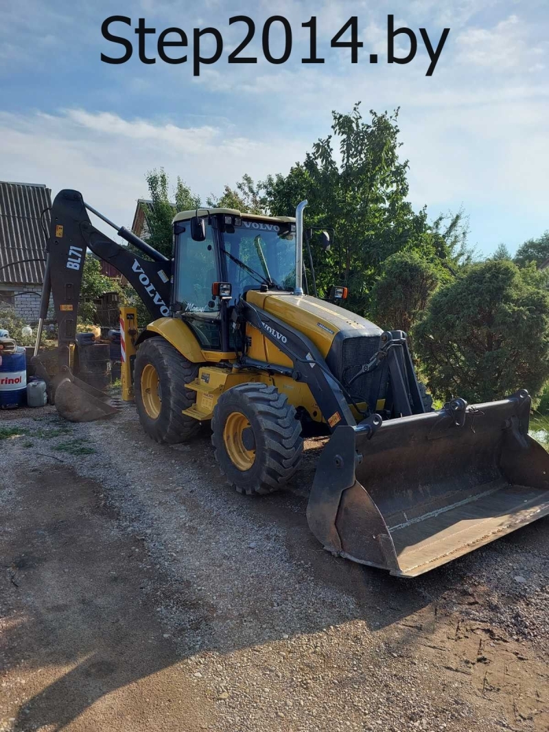 Аренда экскаватора-погрузчика в Радошковичах