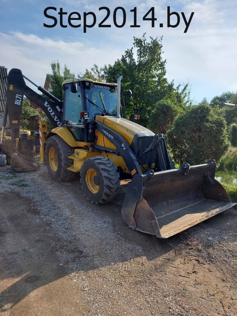 Аренда экскаватора-погрузчика в Крыжовке