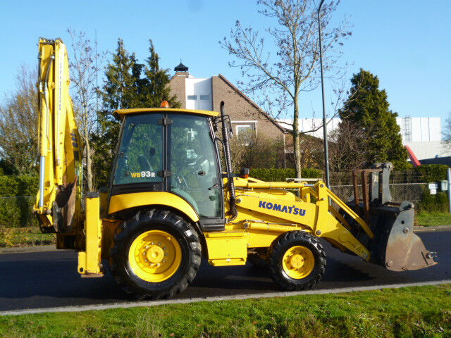 Аренда погрузчика-экскаватора с телескопом ковш до 0.5 куб.м